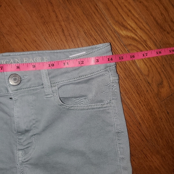 American Eagle Distressed Jeggings - Picture 9 of 11